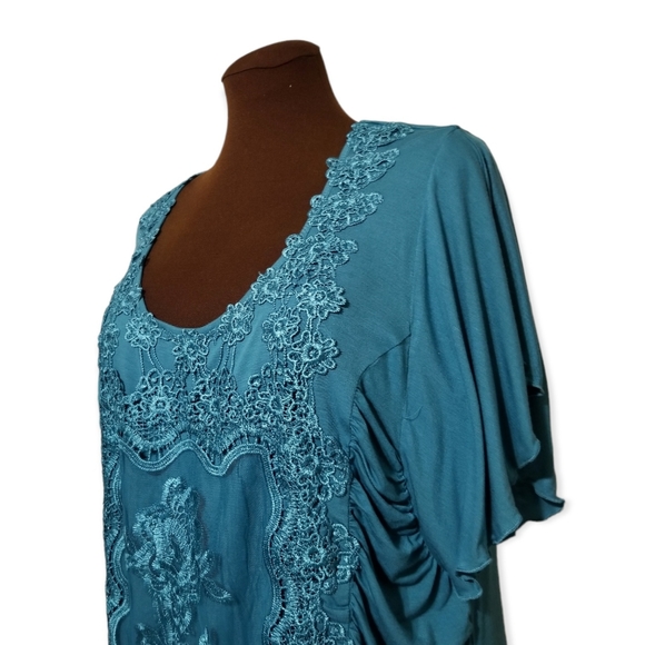 NWT One World Teal Lace Appliqué Top 1X Boho Cottagecore Ruched Butterfly Sleeve - Picture 5 of 11